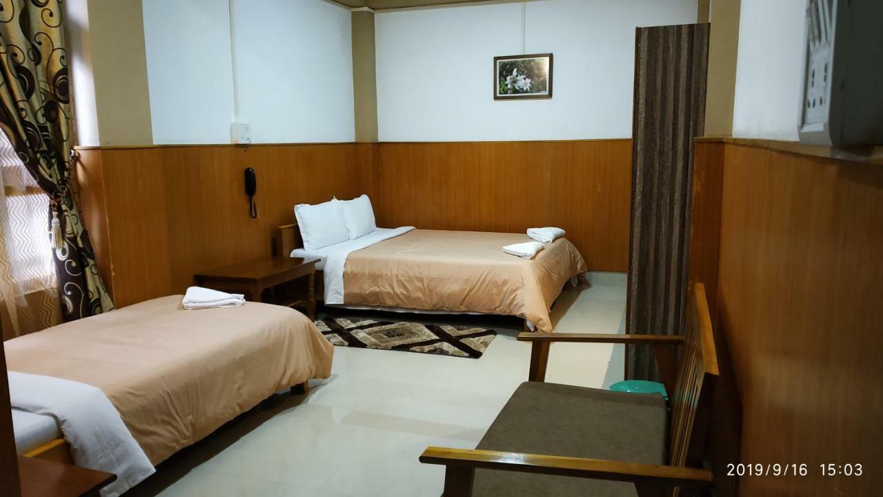 Hotel The Oak タワン エクステリア 写真